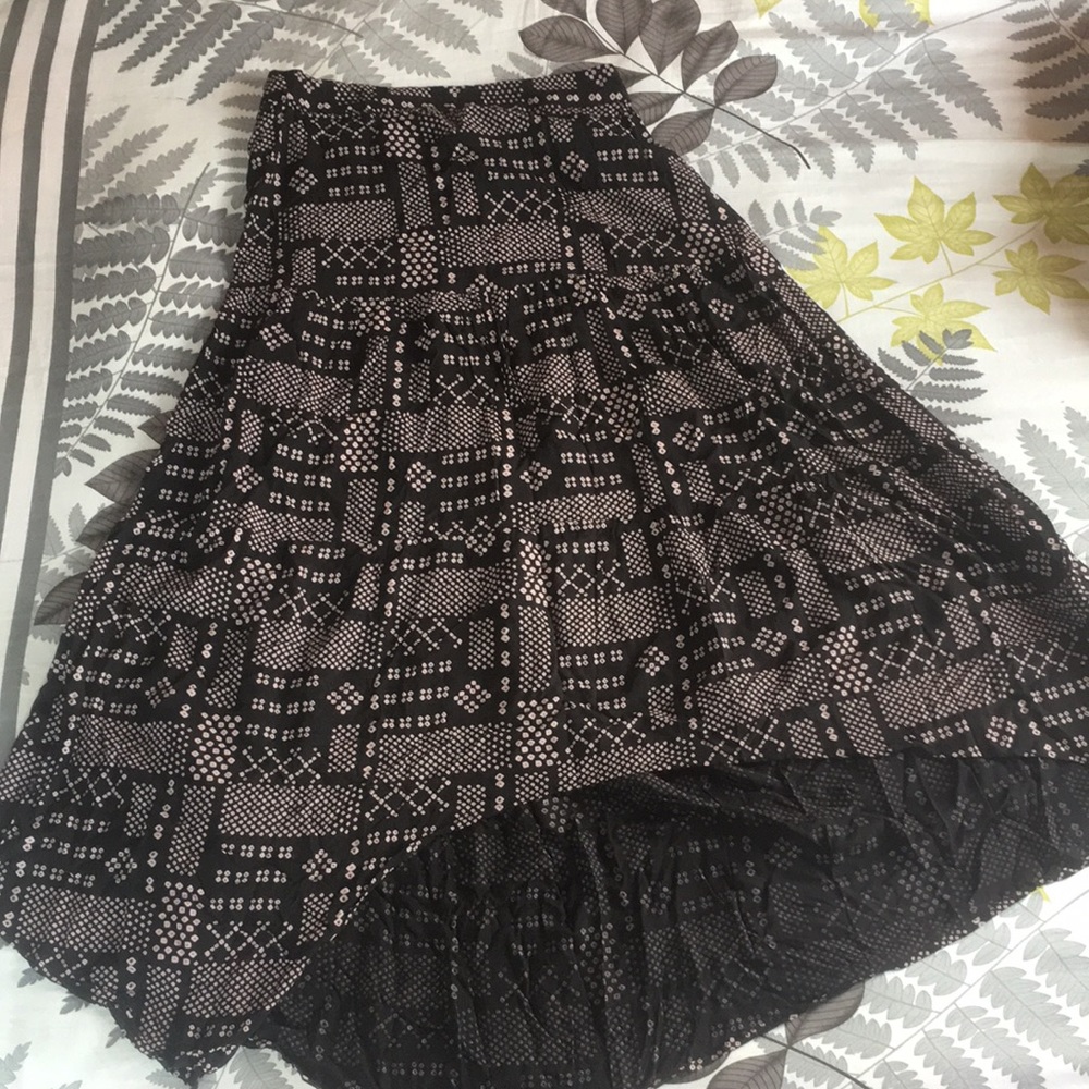 🎁⚫️Global Desi Asymmetrical Skirt⚫️ - Picture 3 of 7